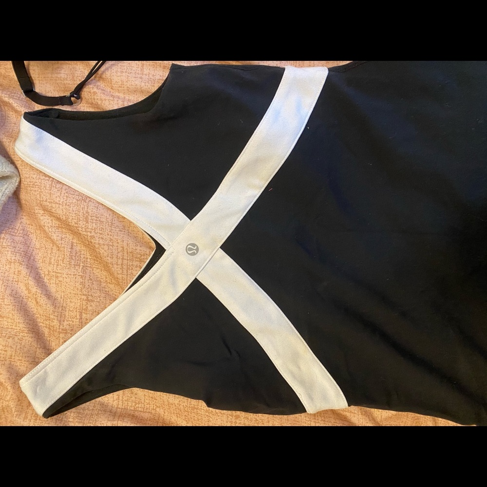 Lululemon tank